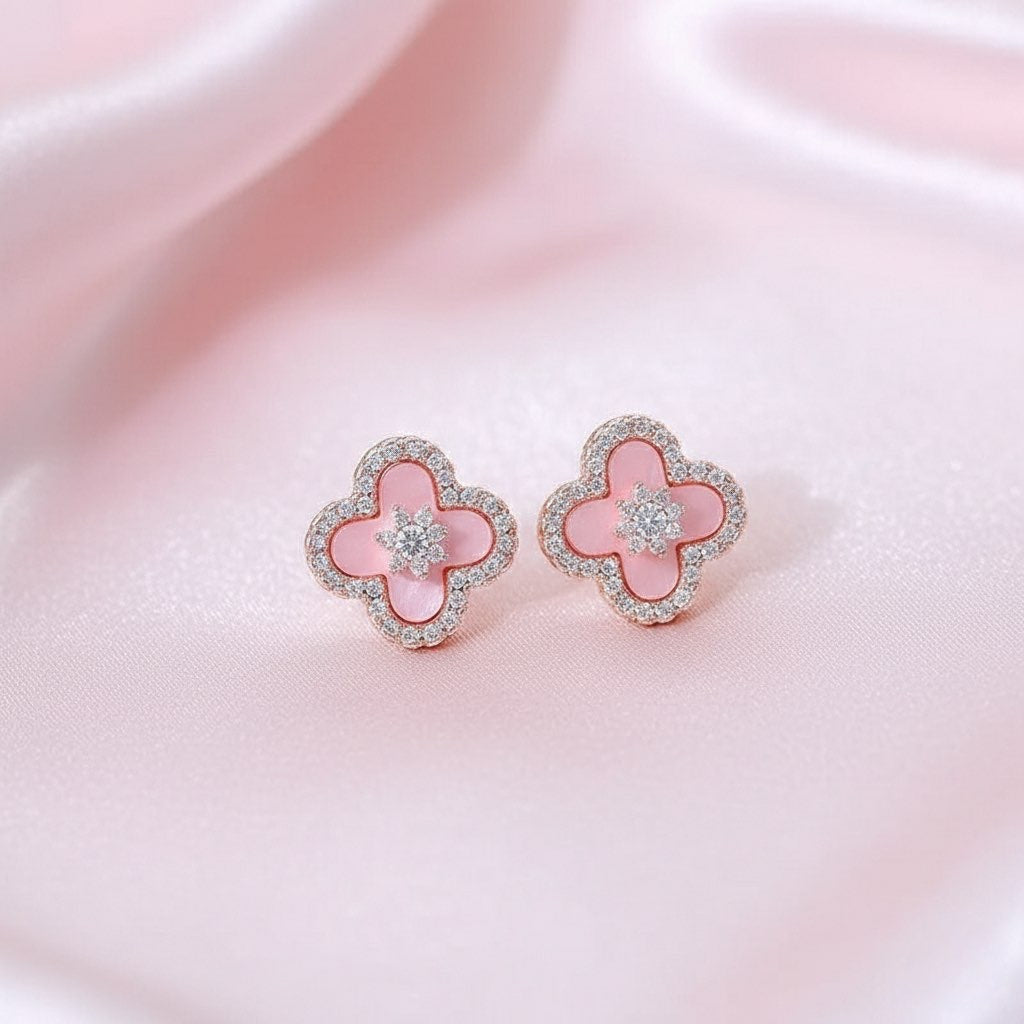 Petite boucle d'oreilles Trèfle