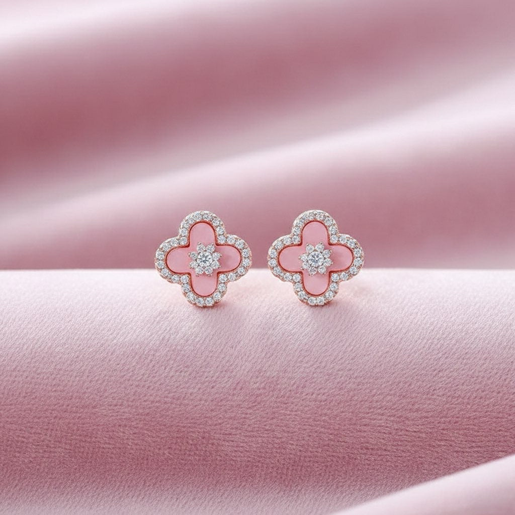 Petite boucle d'oreilles Trèfle